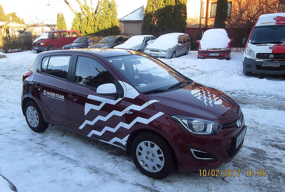 Oklejanie samochodów osobowych