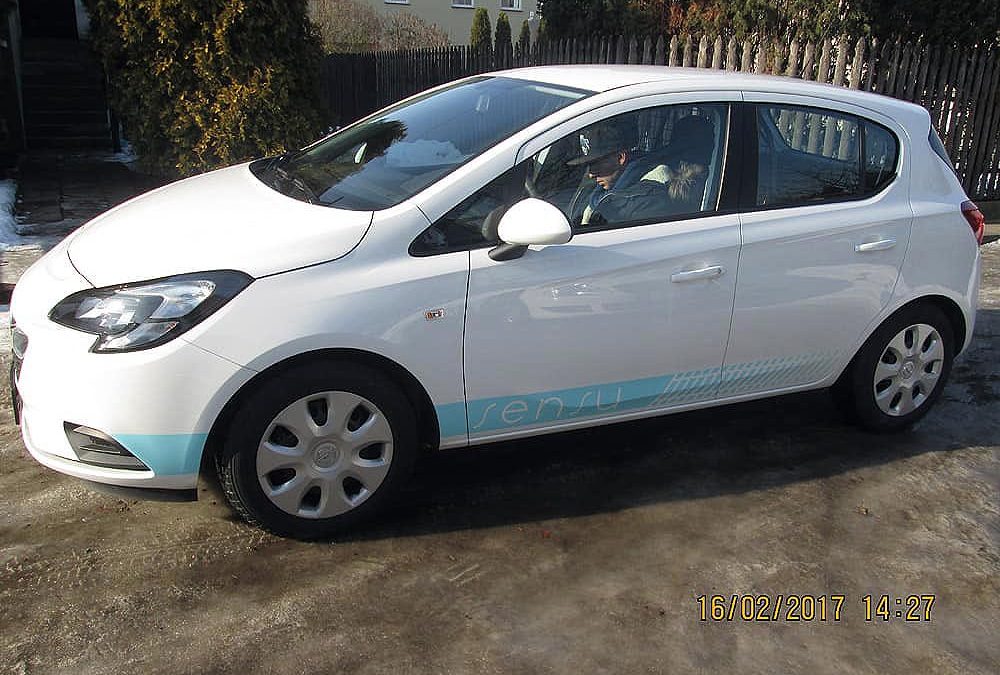 Oklejanie samochodów osobowych