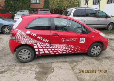 Oklejanie samochodów osobowych