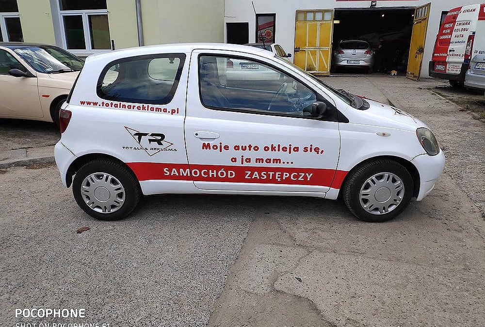Oklejanie samochodów osobowych