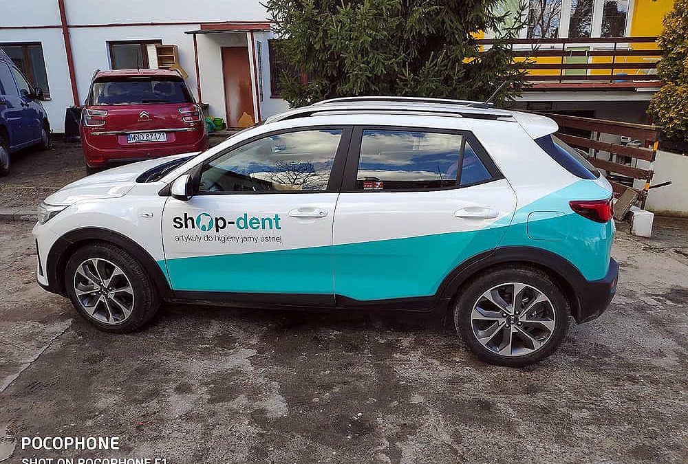 Oklejanie samochodów osobowych