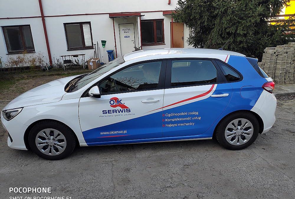 Oklejanie samochodów osobowych