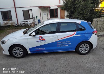 Oklejanie samochodów osobowych