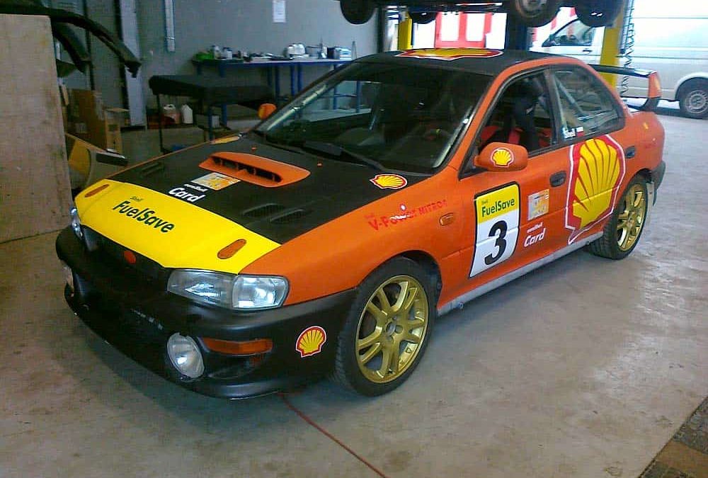 Oklejanie samochodów rajdowych