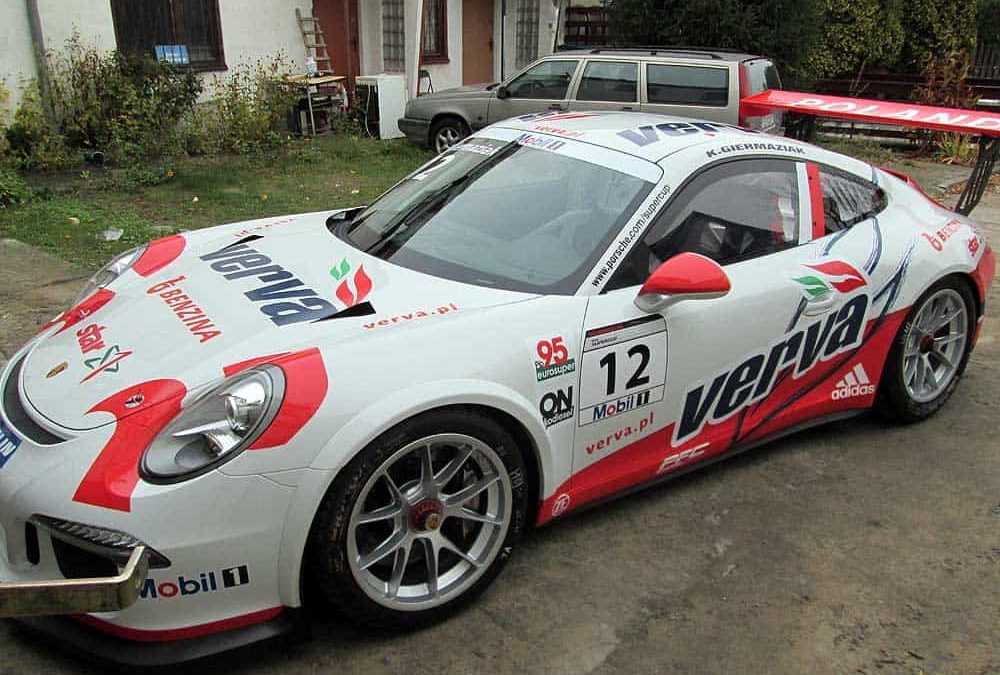 Oklejanie samochodów rajdowych