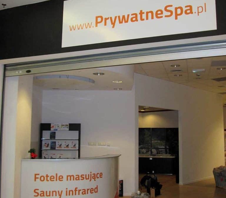 Branding salonu w centrum handlowym