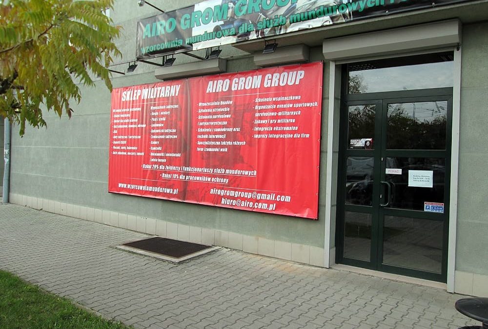 Banery reklamowe na stelażu