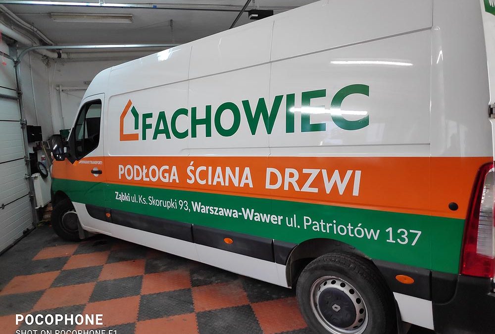 Oklejanie samochodów dostawczych dużych