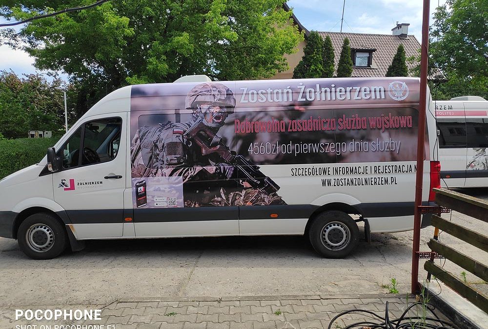 Oklejanie samochodów dostawczych dużych