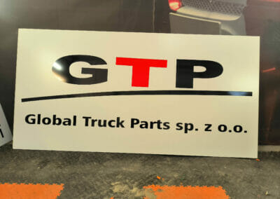 Tablice reklamowe z dibondu