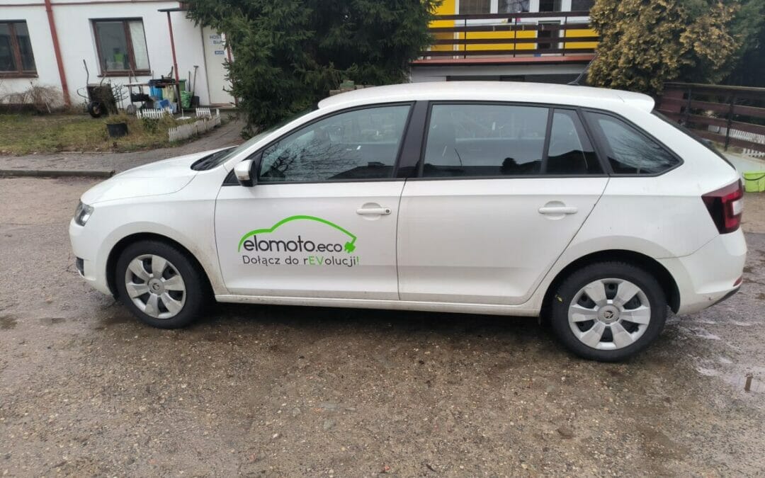 Oklejanie samochodów osobowych