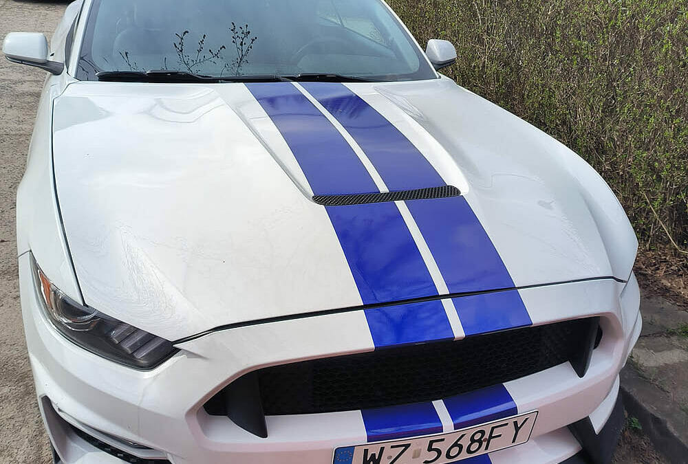 Oklejanie samochodów osobowych