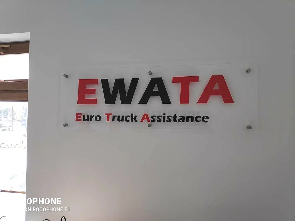 Litery przestrzenne z logo firmy w Wołominie Litery przestrzenne z logo firmy w Wołominie