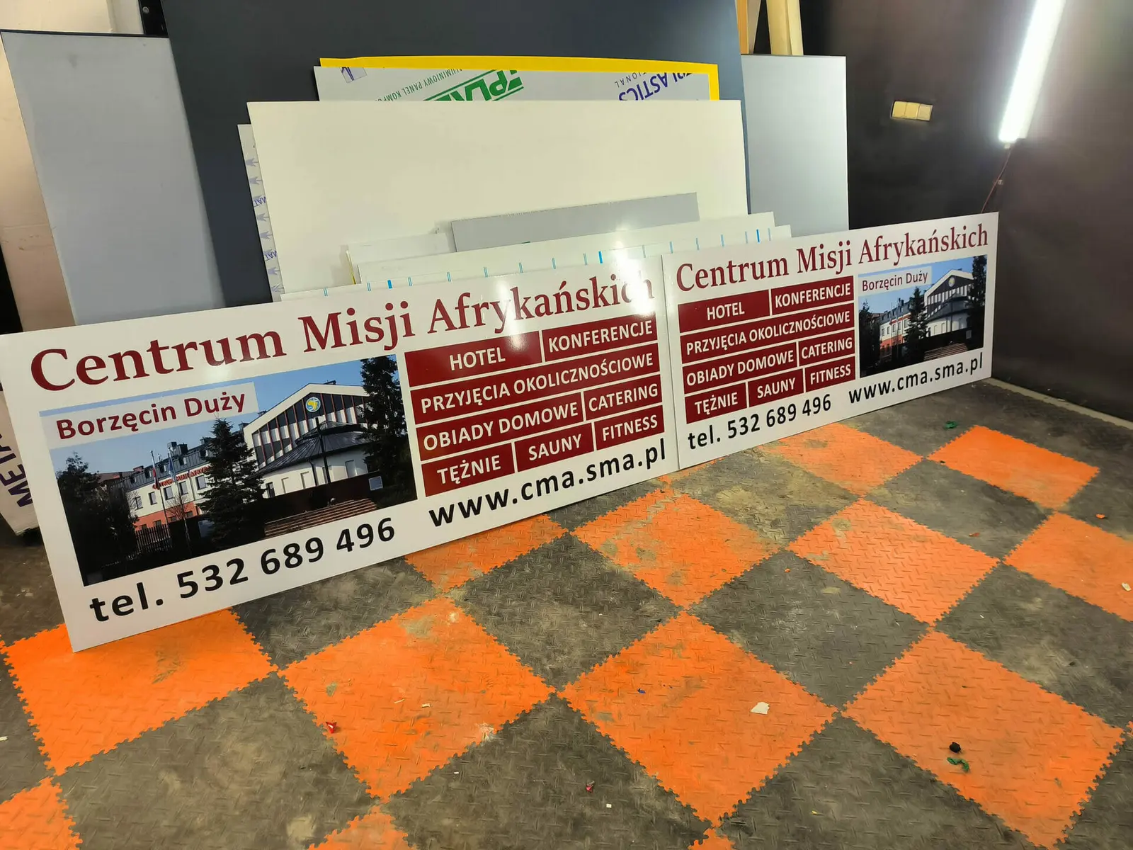 Produkcja tablic reklamowych w Starych Babicach Produkcja tablic reklamowych w Starych Babicach